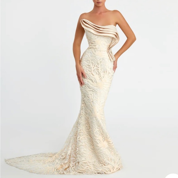NICOLE BAKTI 7096 DRESS IVORY , Size 8, wore once for my bridal shower - Picture 1 of 3